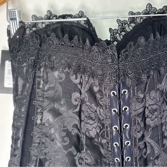 Fredericks of Hollywood Black Corset Lace Hem Lace-Up Bone Structure Size 38 New - Picture 9 of 16